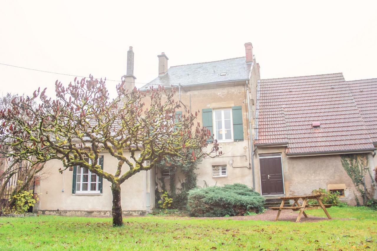 Appartement Passe Partout Lucenay-l'Eveque Esterno foto